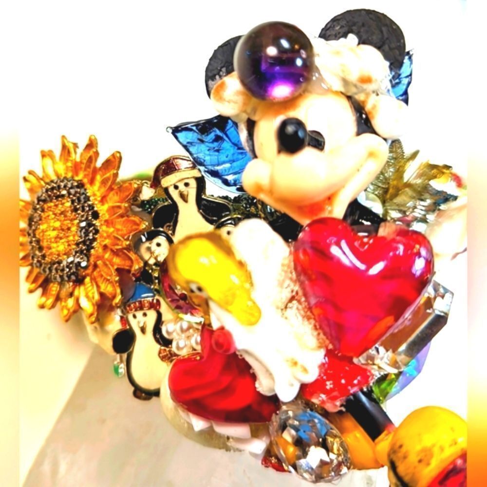 Wendy Gell Disney Christmas Wristy cuff,Mickey Mouse as Santa, sunflower, heart.